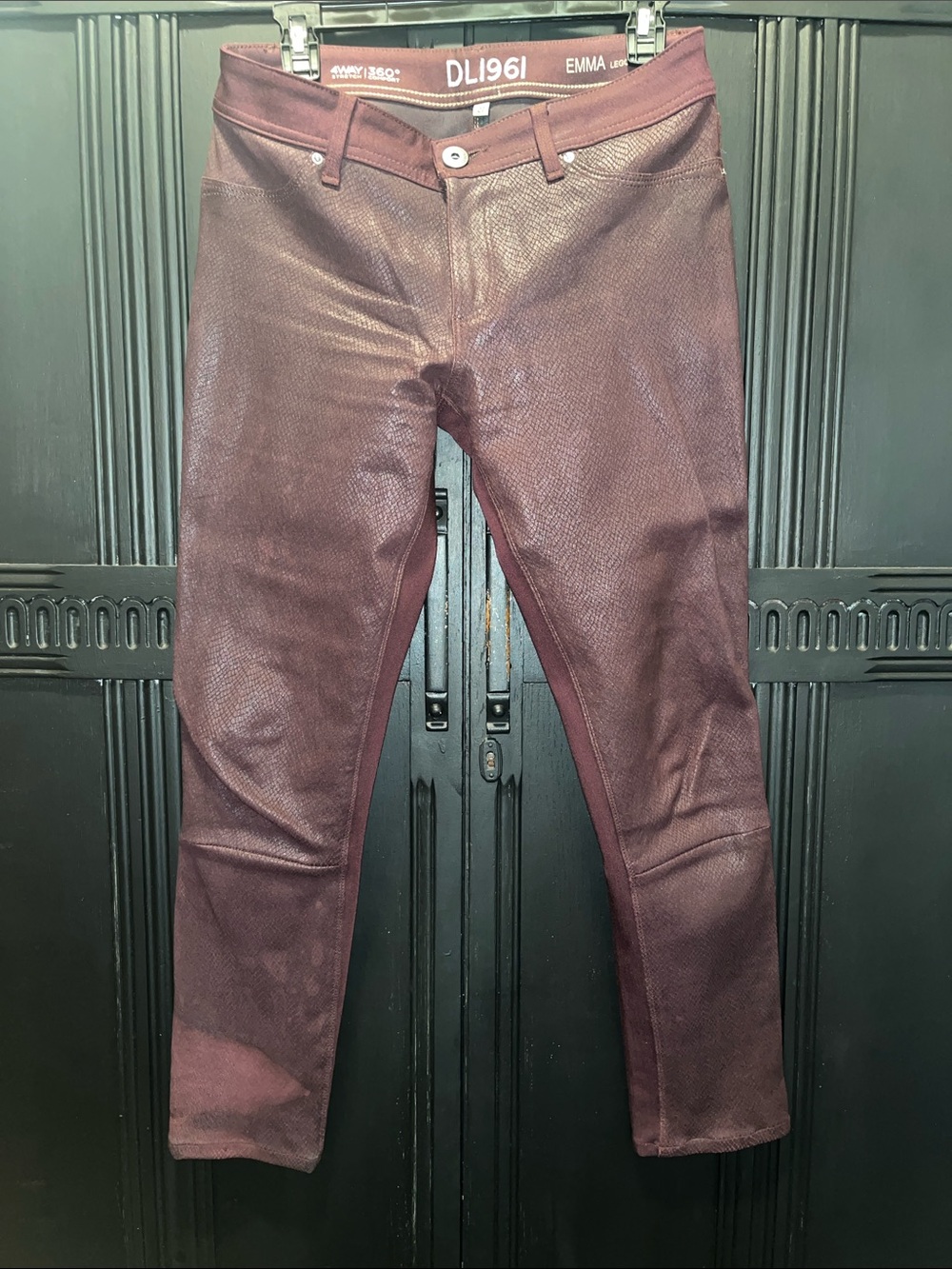 DL1961 Emma Textured Jeans Leggings - Burgundy